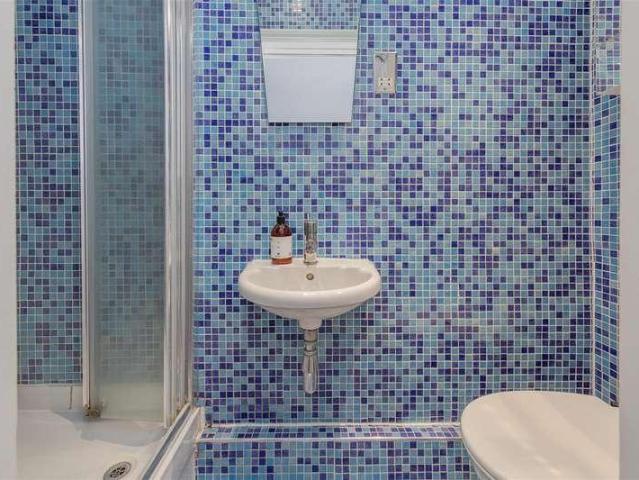 3 bed flat for sale