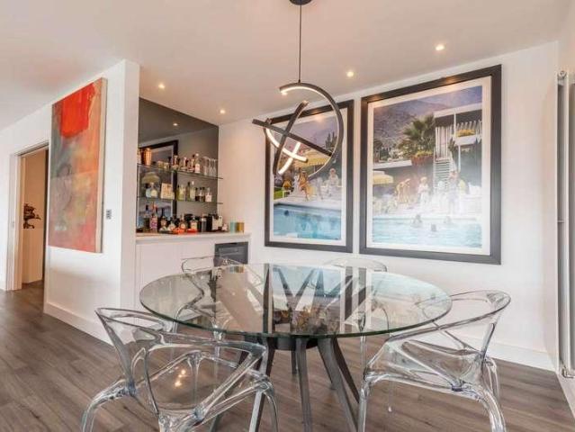 3 bed flat for sale