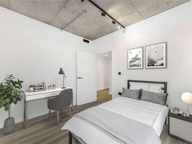 3 bed flat for sale