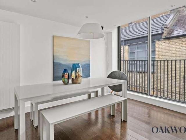 3 bed flat for sale