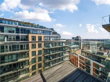 3 bed flat for sale