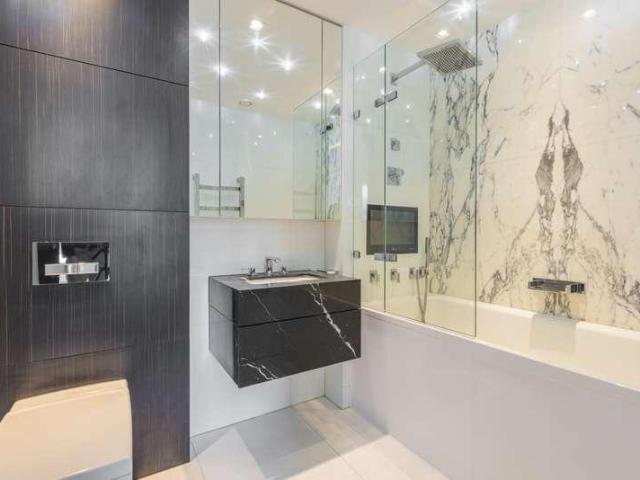 3 bed flat for sale