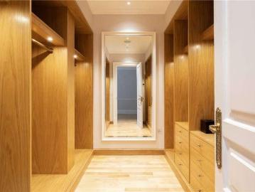 3 bed flat for sale