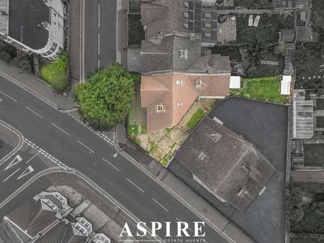 3 bed flat for sale
