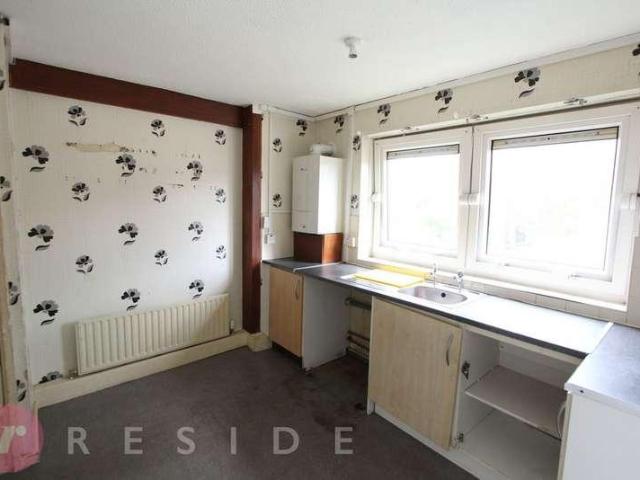 3 bed flat for sale