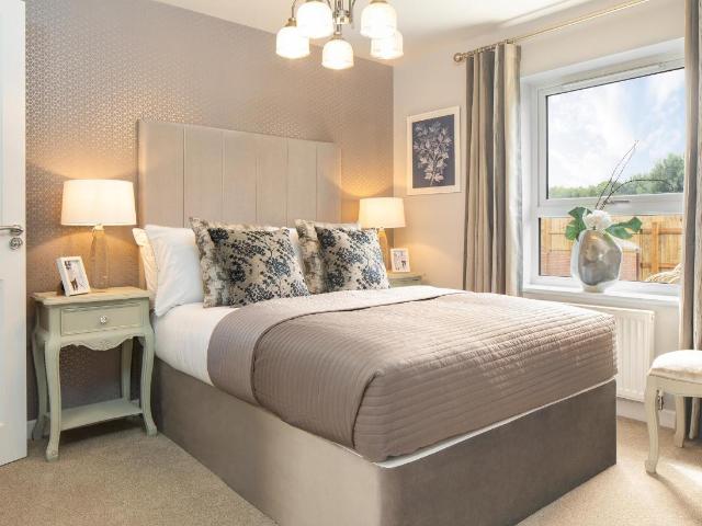 3 bed flat for sale