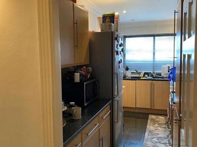 3 bed flat for sale
