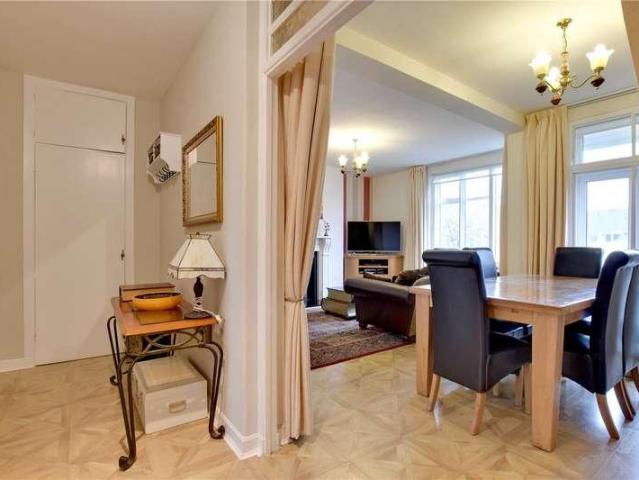 3 bed flat for sale