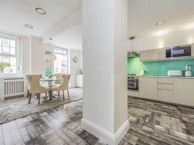 3 bed flat for sale