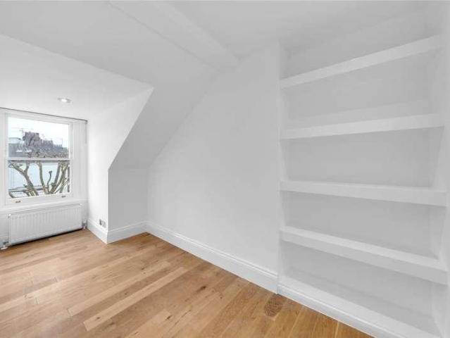 3 bed flat for sale