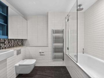 3 bed flat for sale