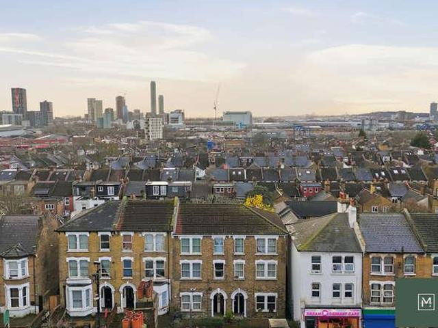 3 bed flat for sale