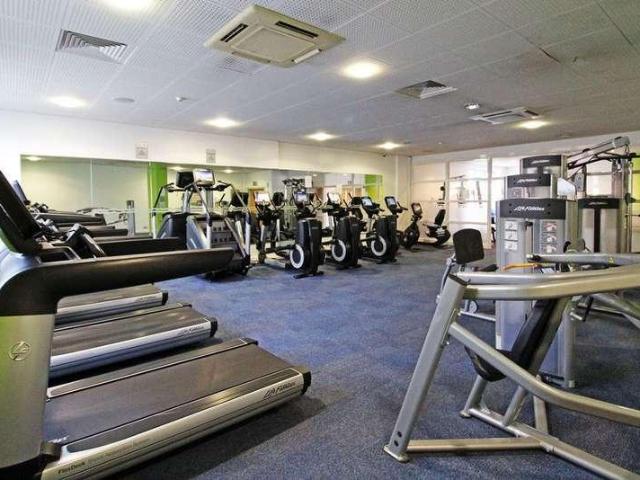 3 bed flat for sale