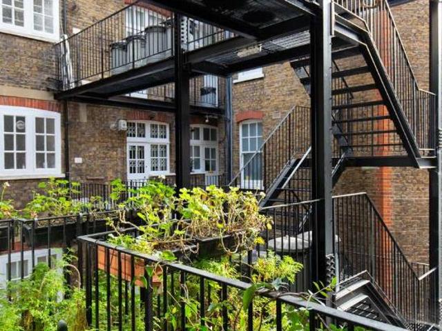 3 bed flat for sale