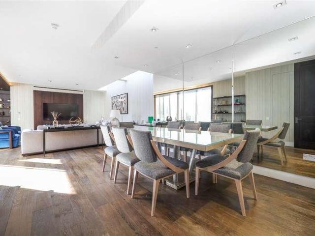 3 bed flat for sale