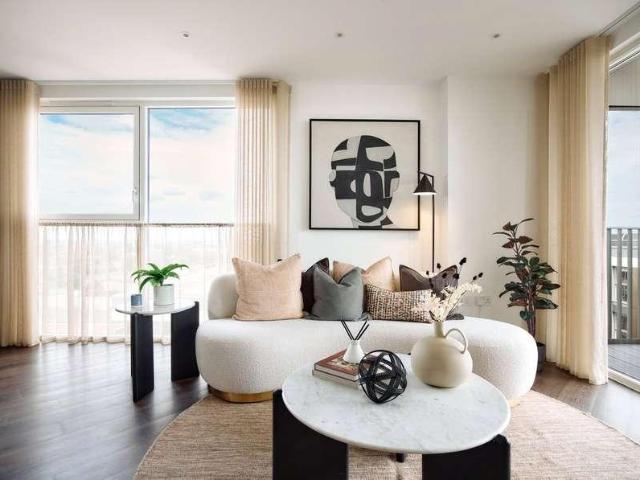 3 bed flat for sale