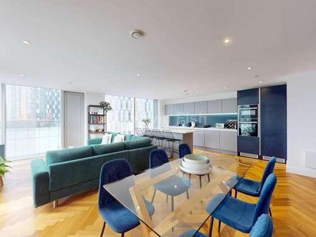 3 bed flat for sale