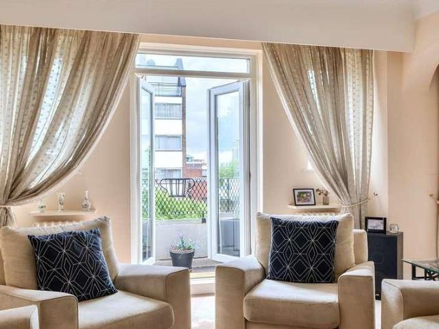 3 bed flat for sale