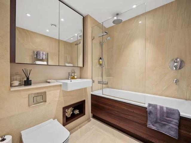 3 bed flat for sale
