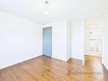 3 bed flat for sale