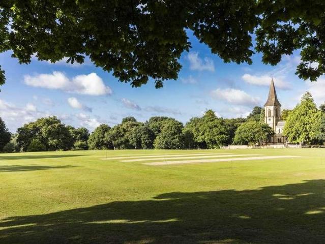 3 bed flat for sale