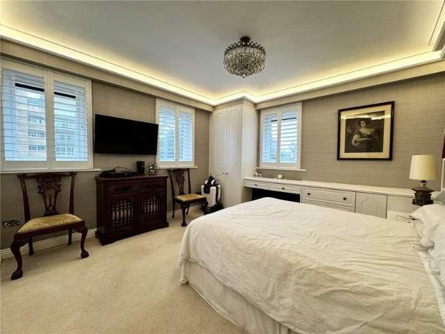 3 bed flat for sale