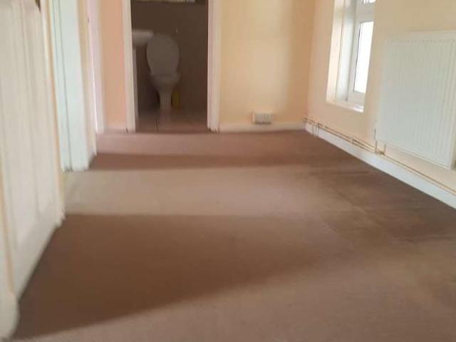 3 bed flat for sale