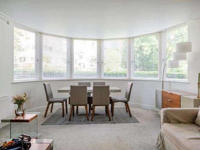 3 bed flat for sale