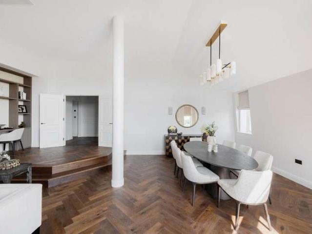3 bed flat for sale