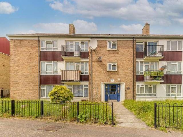 3 bed flat for sale