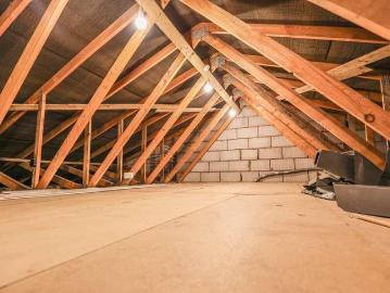 3 bed flat for sale