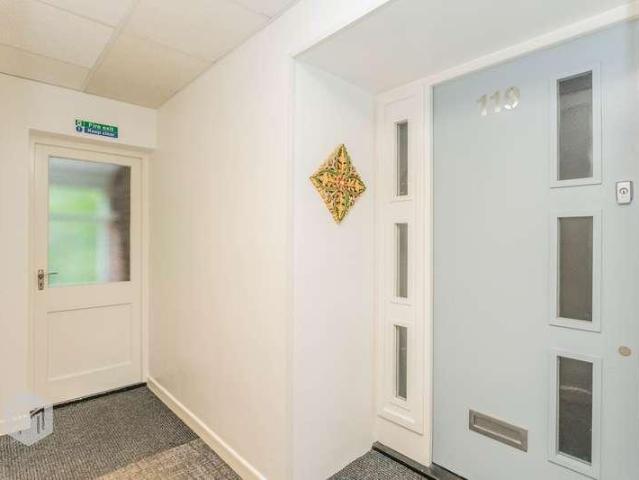 3 bed flat for sale