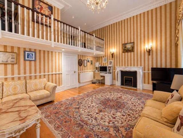 3 bed flat for sale