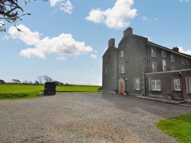3 bed flat for sale