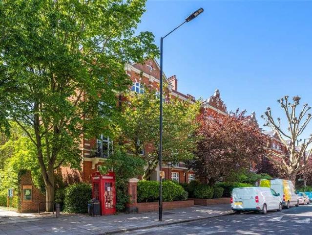 3 bed flat for sale