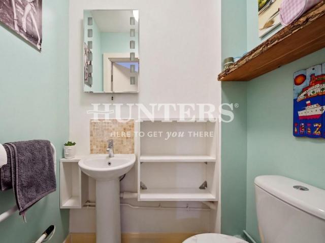 3 bed flat for sale
