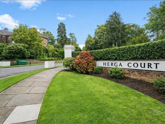 3 bed flat for sale