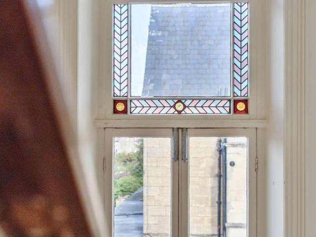 3 bed flat for sale