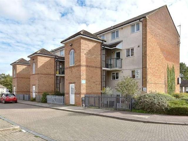 3 bed flat for sale