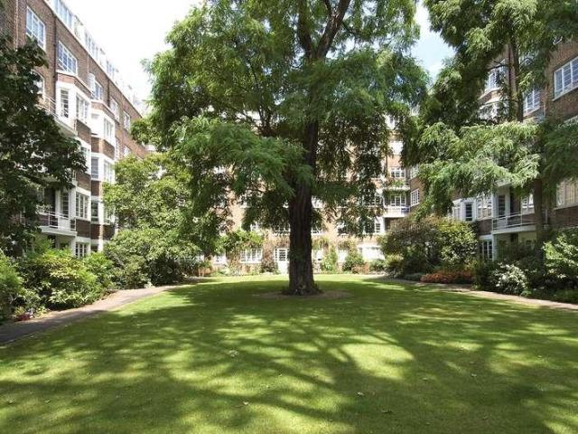 3 bed flat for sale