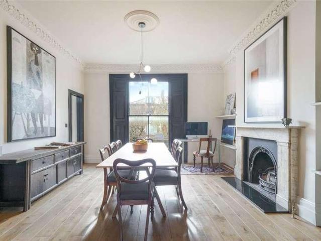 3 bed flat for sale