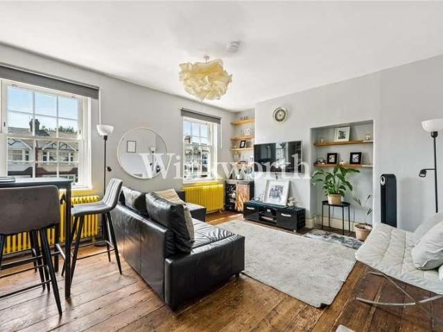 3 bed flat for sale