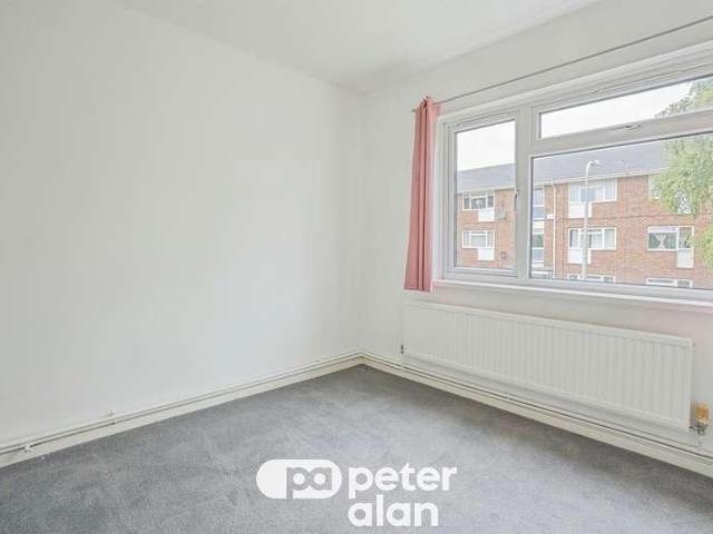 3 bed flat for sale