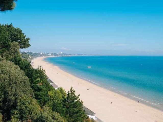 3 bed flat for sale