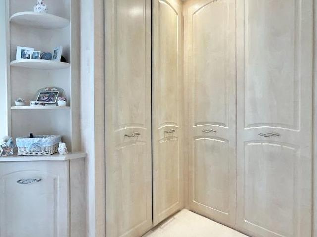3 bed flat for sale