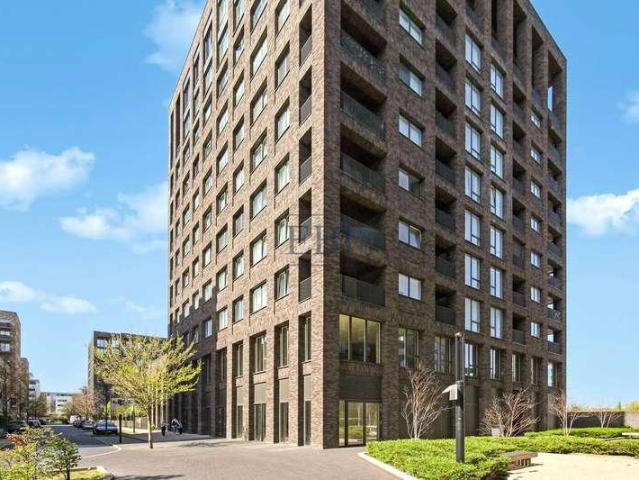 3 bed flat for sale