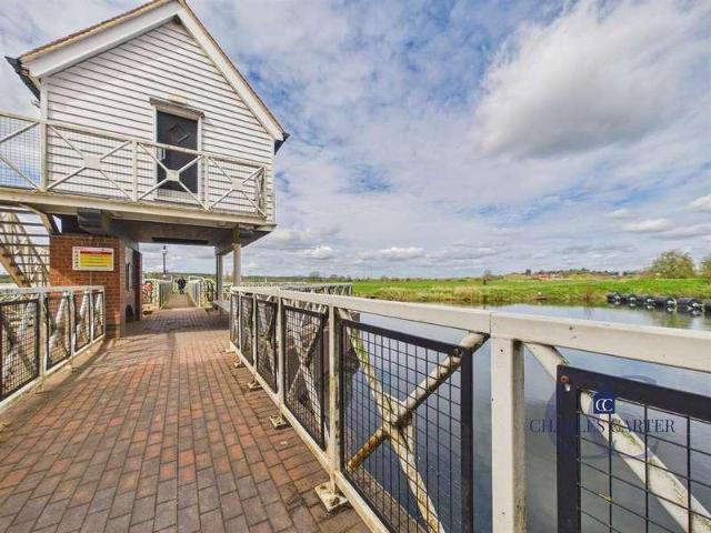 3 bed flat for sale