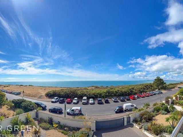 3 bed flat for sale