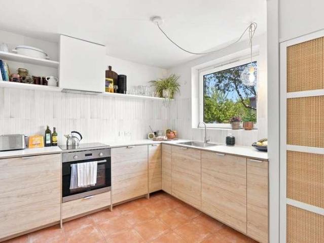 3 bed flat for sale
