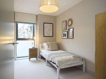 3 bed flat for sale